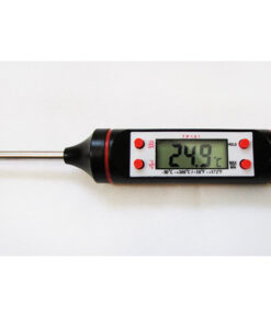 نمای نزدیک نمایشگر دماسنج دیجیتال سیخ دار ۴ کلیده مدل tp101