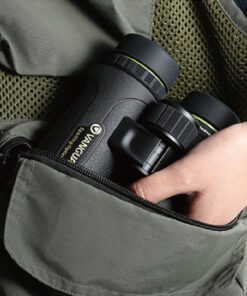 قرار دادن در کیف دوربین ونگارد مدل Endeavor ED II 8x32